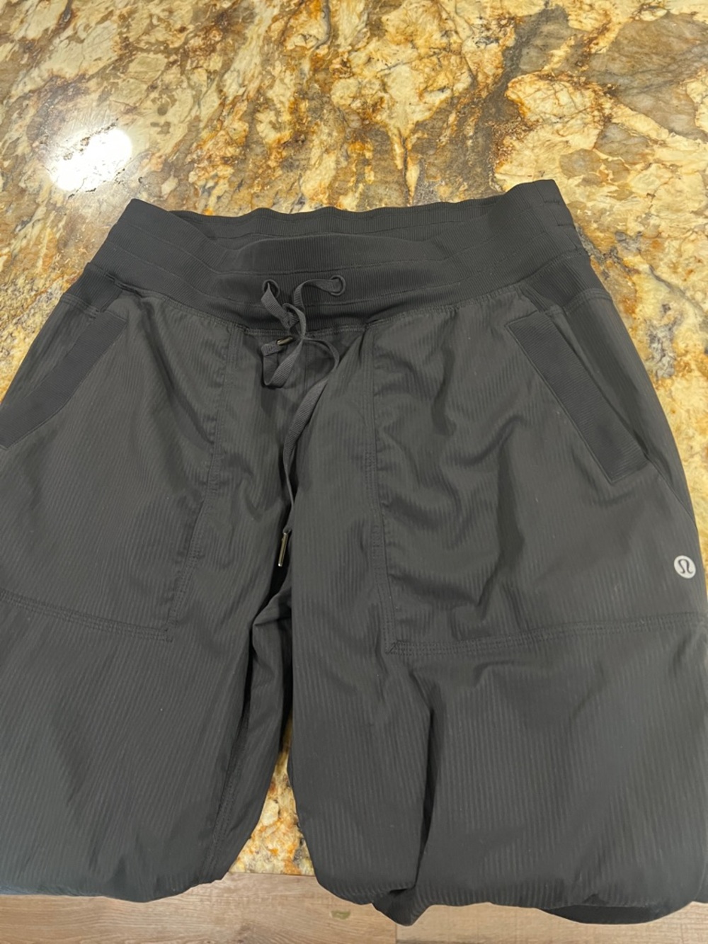 Lululemon Dance Studio Mid-Rise Pant 8 - Picture 4 of 9